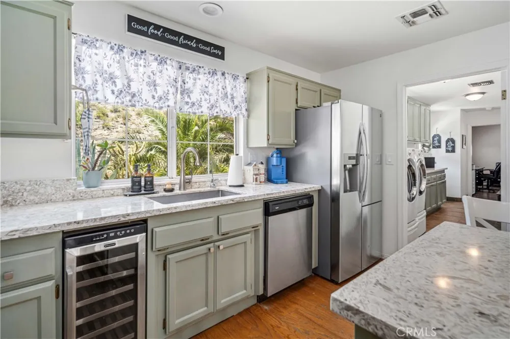 13602 Sego Agua Dulce, CA 91390