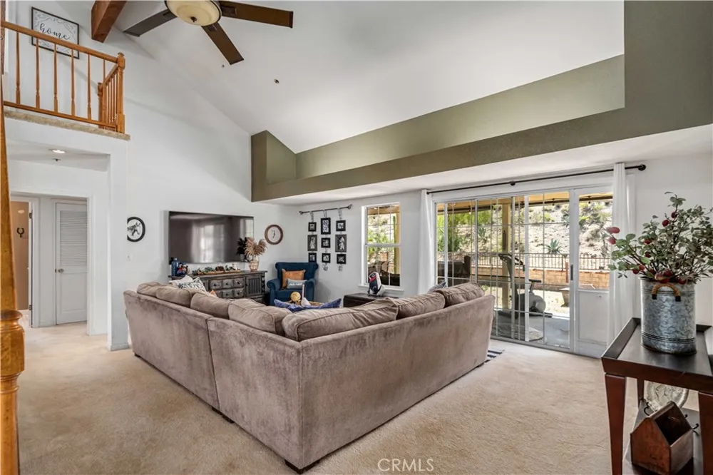 13602 Sego Agua Dulce, CA 91390