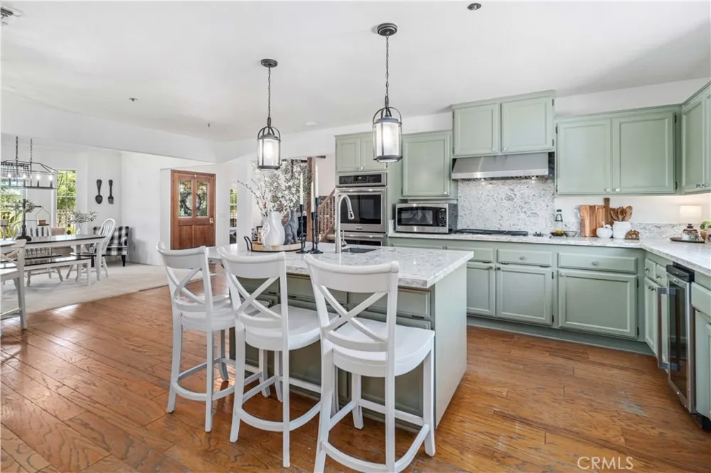 13602 Sego Agua Dulce, CA 91390
