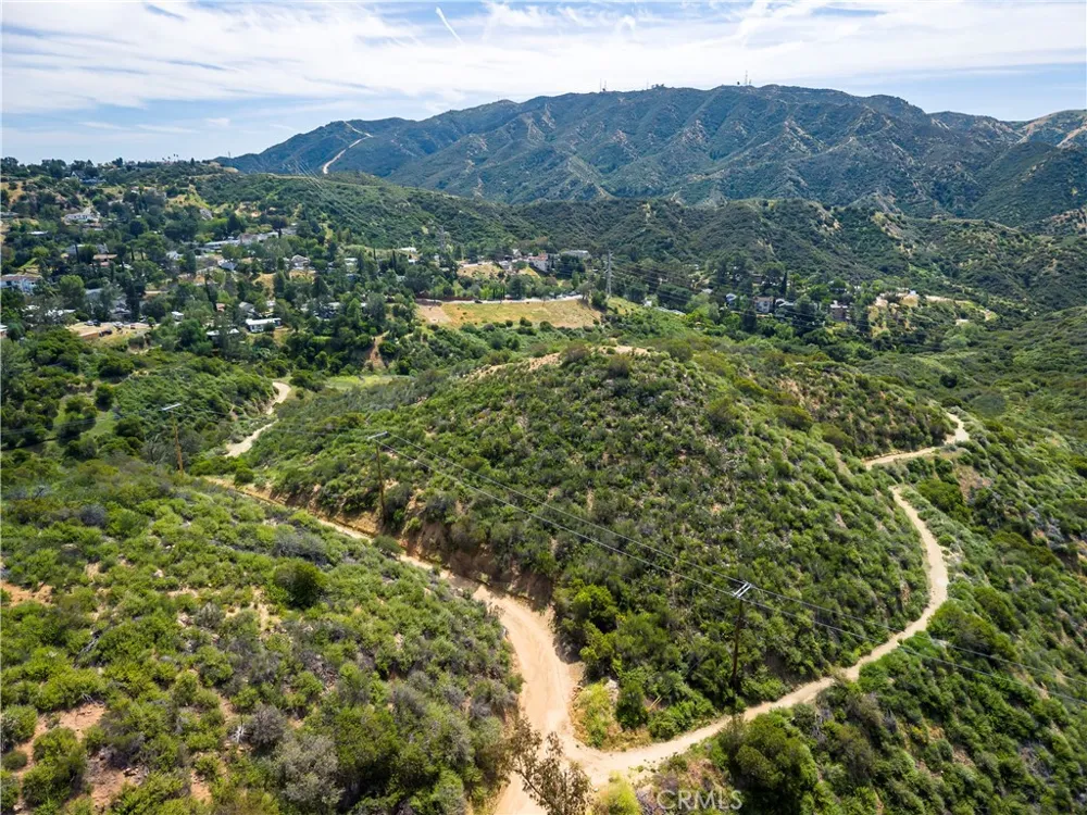 7451 Verdugo Crestline Tujunga, CA 91042