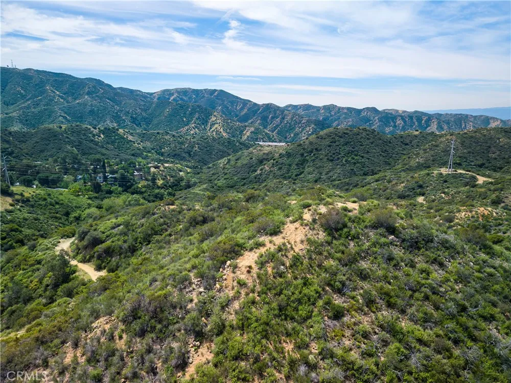 7451 Verdugo Crestline Tujunga, CA 91042