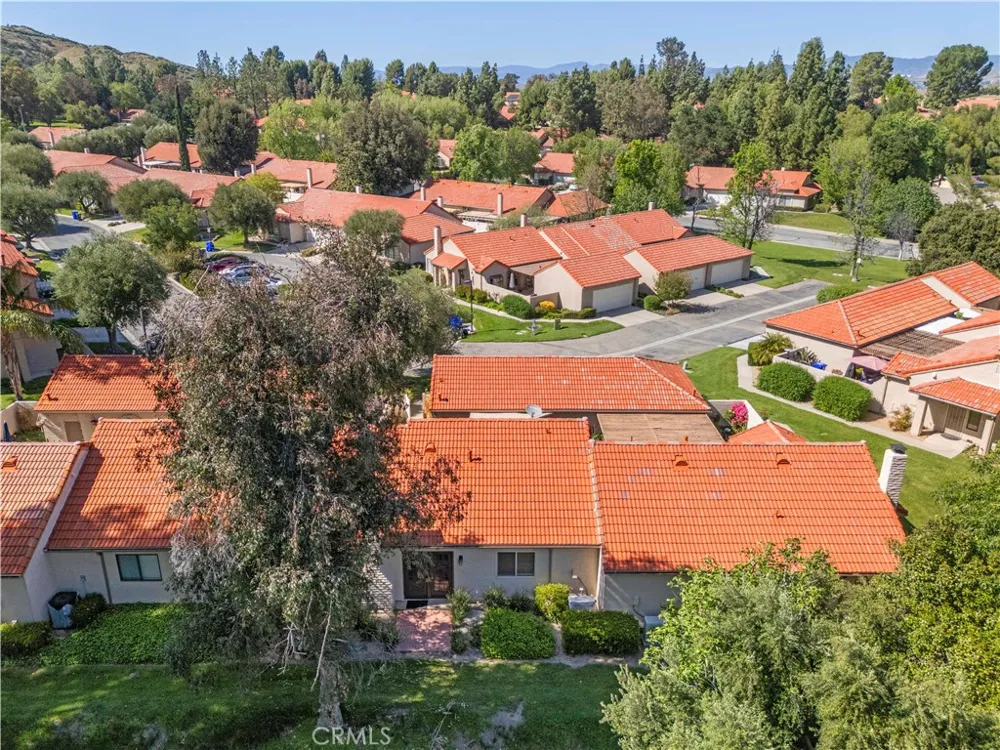19958 Avenue Of The Oaks Newhall, CA 91321