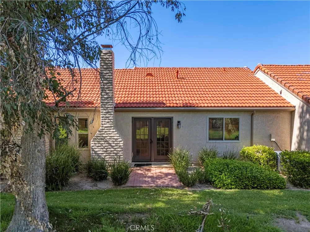 19958 Avenue Of The Oaks Newhall, CA 91321