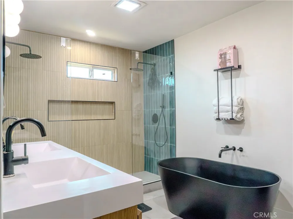 19421 Leapwood Carson, CA 90746
