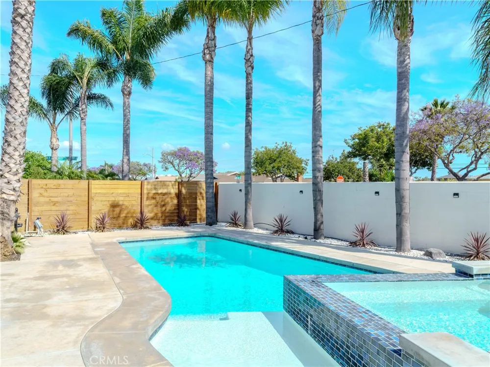 19421 Leapwood Carson, CA 90746