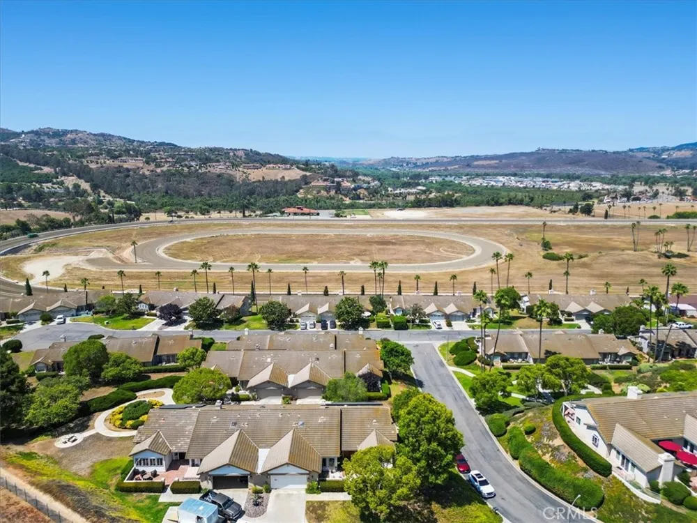 81 Via Larga Bonsall, CA 92003