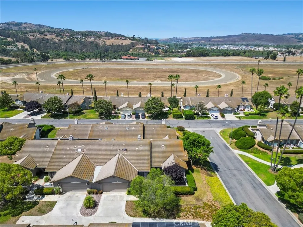 81 Via Larga Bonsall, CA 92003