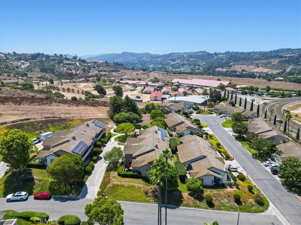 81 Via Larga Bonsall, CA 92003