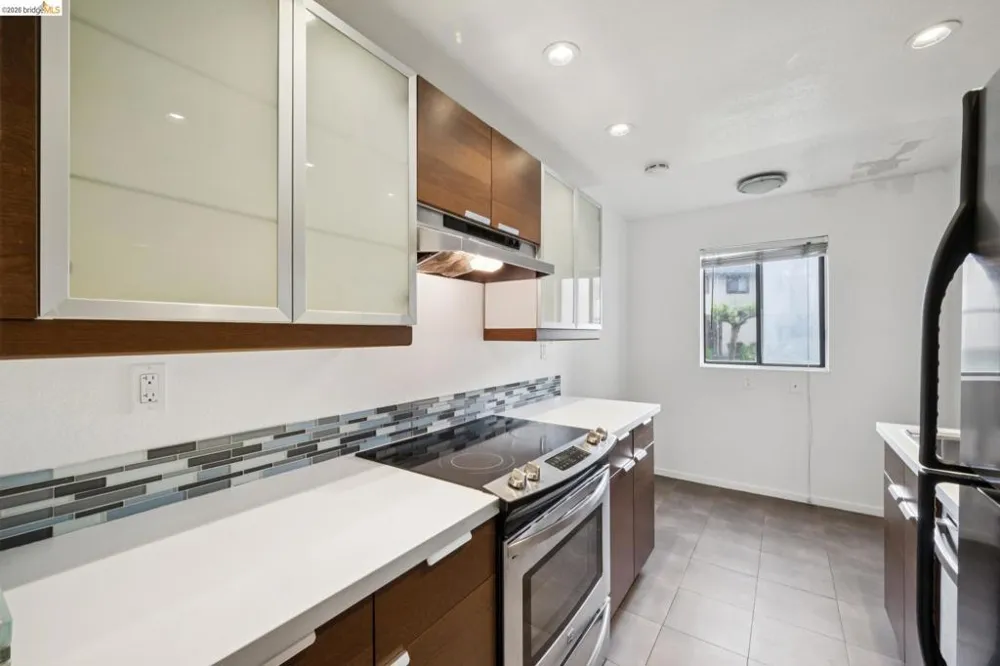 2600 Giant Rd #35 San Pablo, CA 94806