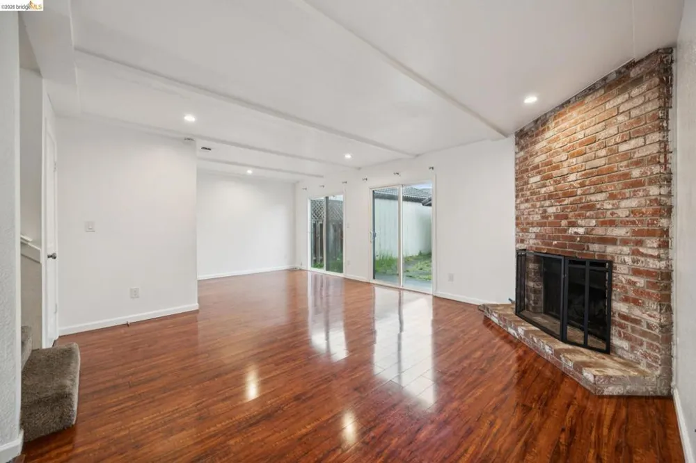 2600 Giant Rd #35 San Pablo, CA 94806