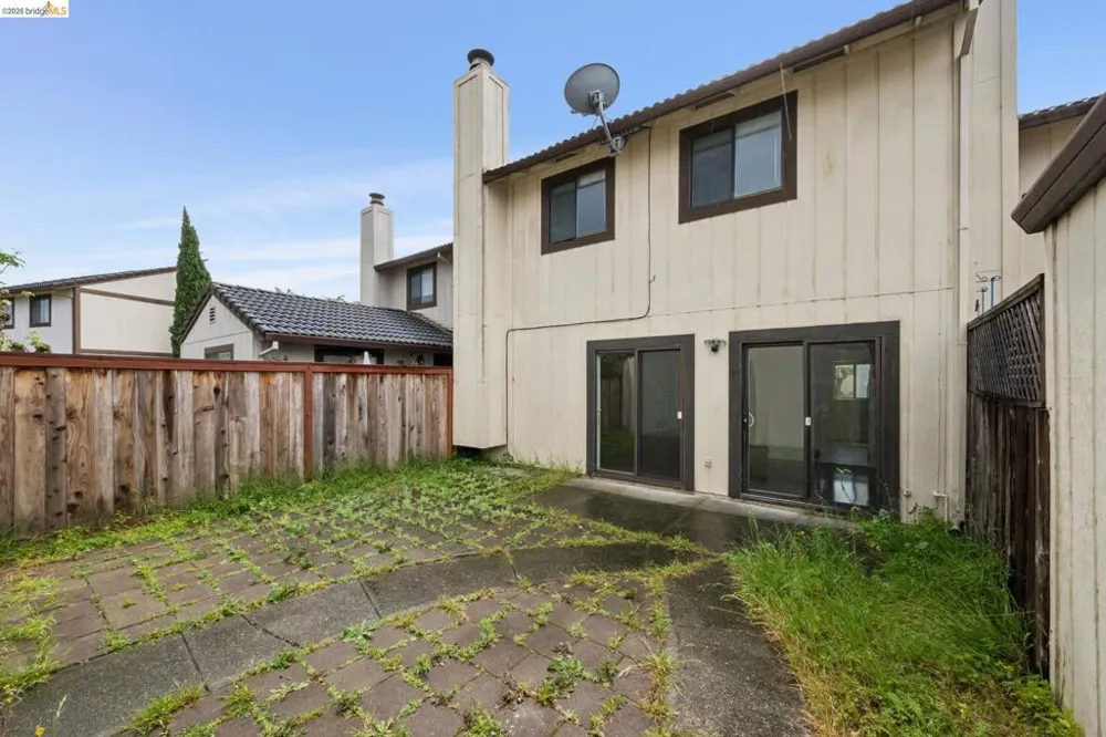 2600 Giant Rd #35 San Pablo, CA 94806