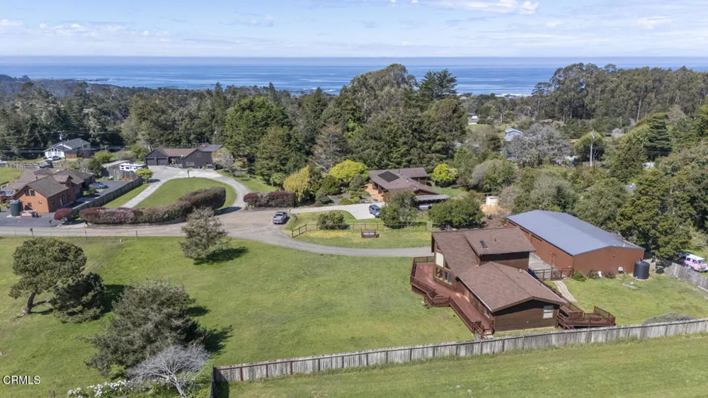 24763 Sashandre Lane Fort Bragg, CA 95437