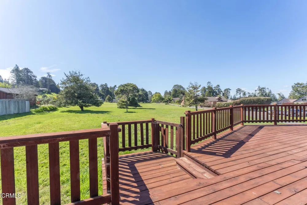 24763 Sashandre Lane Fort Bragg, CA 95437