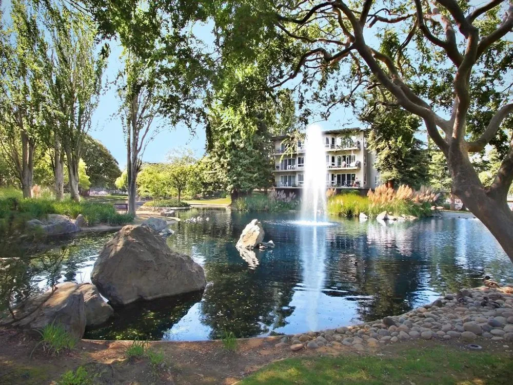 932 Peninsula Avenue #406 San Mateo, CA 94401