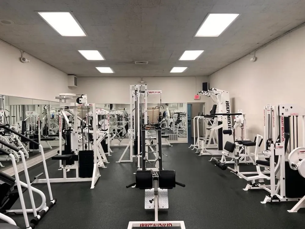 932 Peninsula Avenue #406 San Mateo, CA 94401