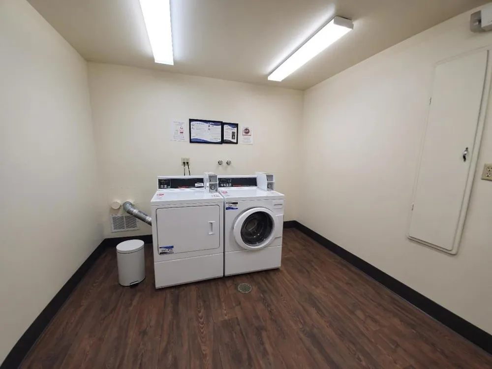 932 Peninsula Avenue #406 San Mateo, CA 94401