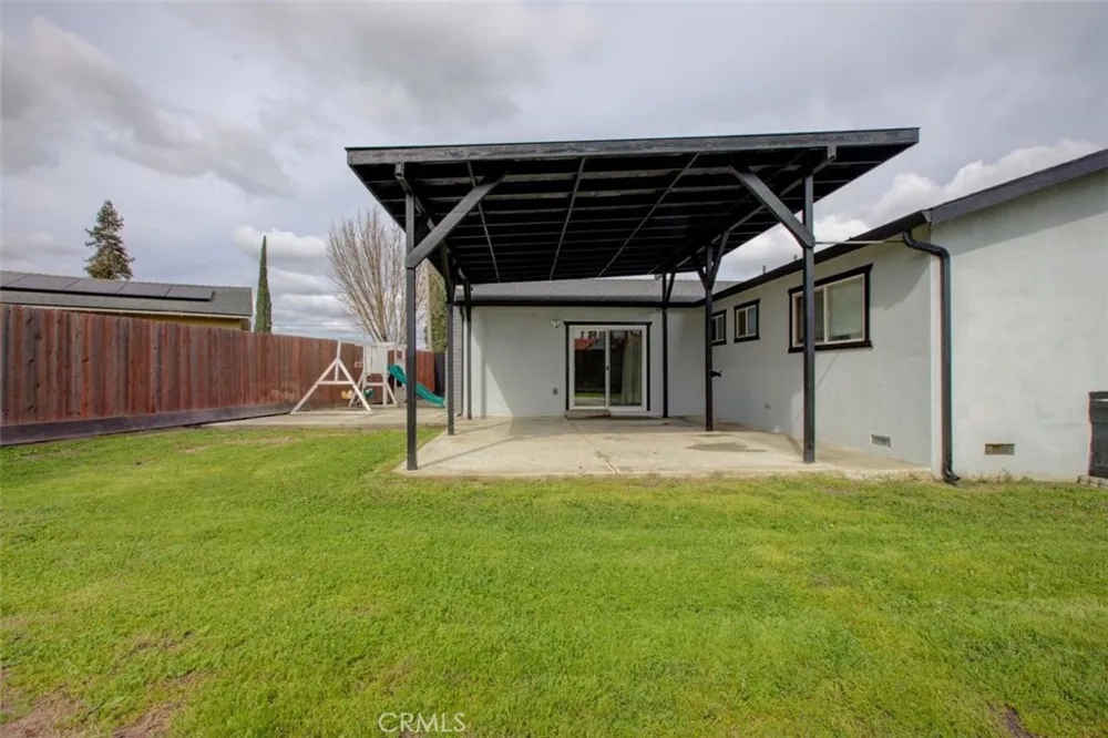 9906 Jennifer Court Delhi, CA 95315