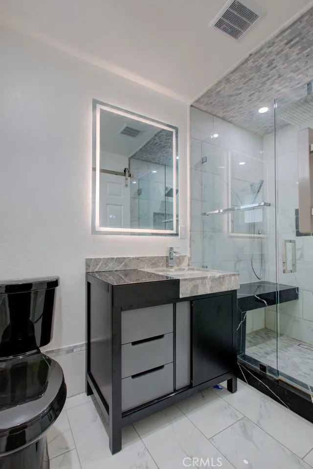 9906 Jennifer Court Delhi, CA 95315