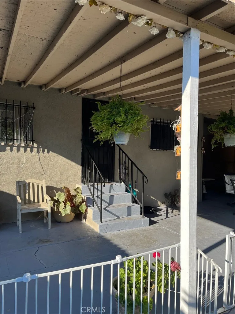 416 E 31st Street Los Angeles, CA 90011