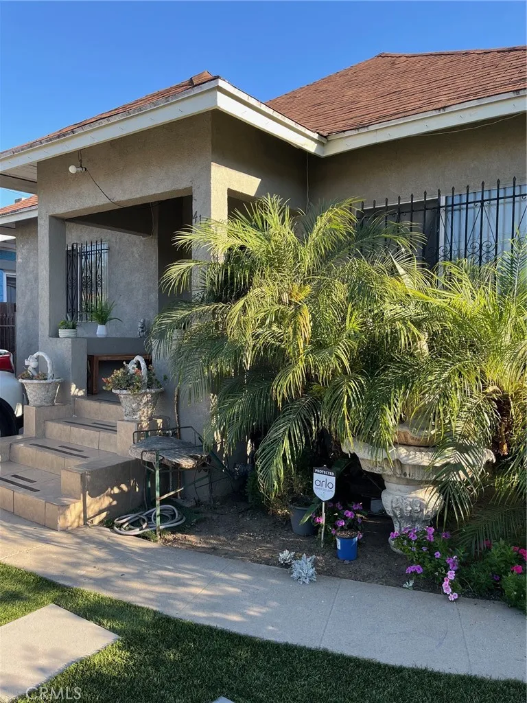 416 E 31st Street Los Angeles, CA 90011