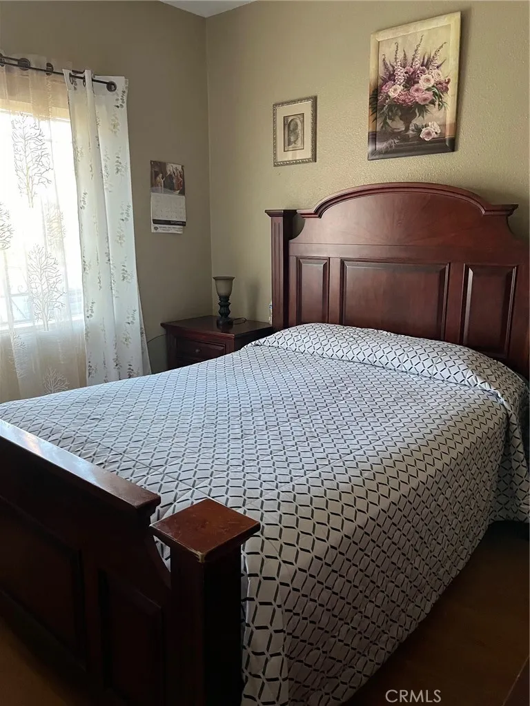 416 E 31st Street Los Angeles, CA 90011