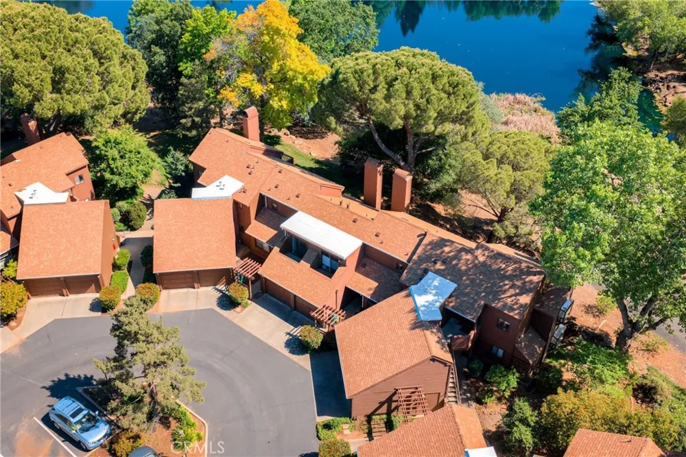 2883 Pennyroyal dr Chico, CA 95928