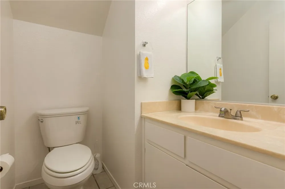 2883 Pennyroyal dr Chico, CA 95928