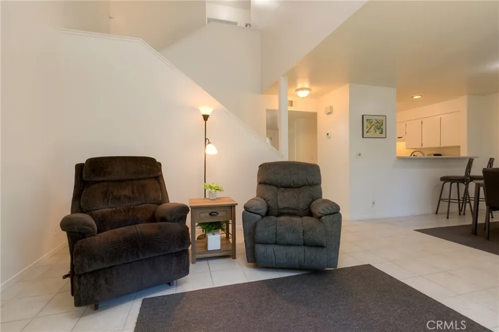 2883 Pennyroyal dr Chico, CA 95928