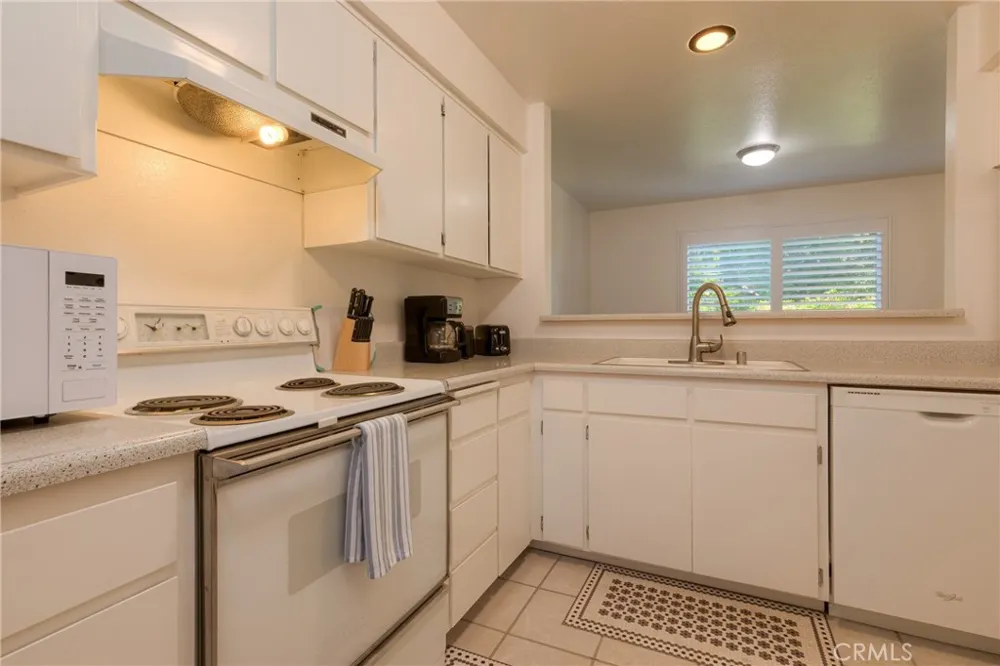 2883 Pennyroyal dr Chico, CA 95928
