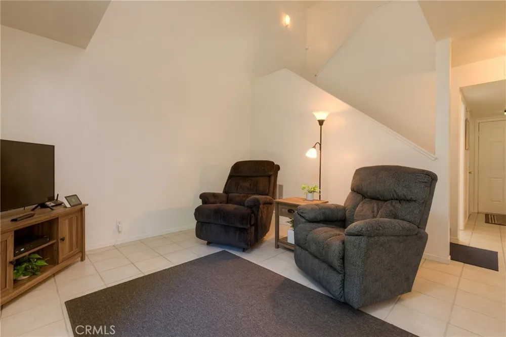 2883 Pennyroyal dr Chico, CA 95928