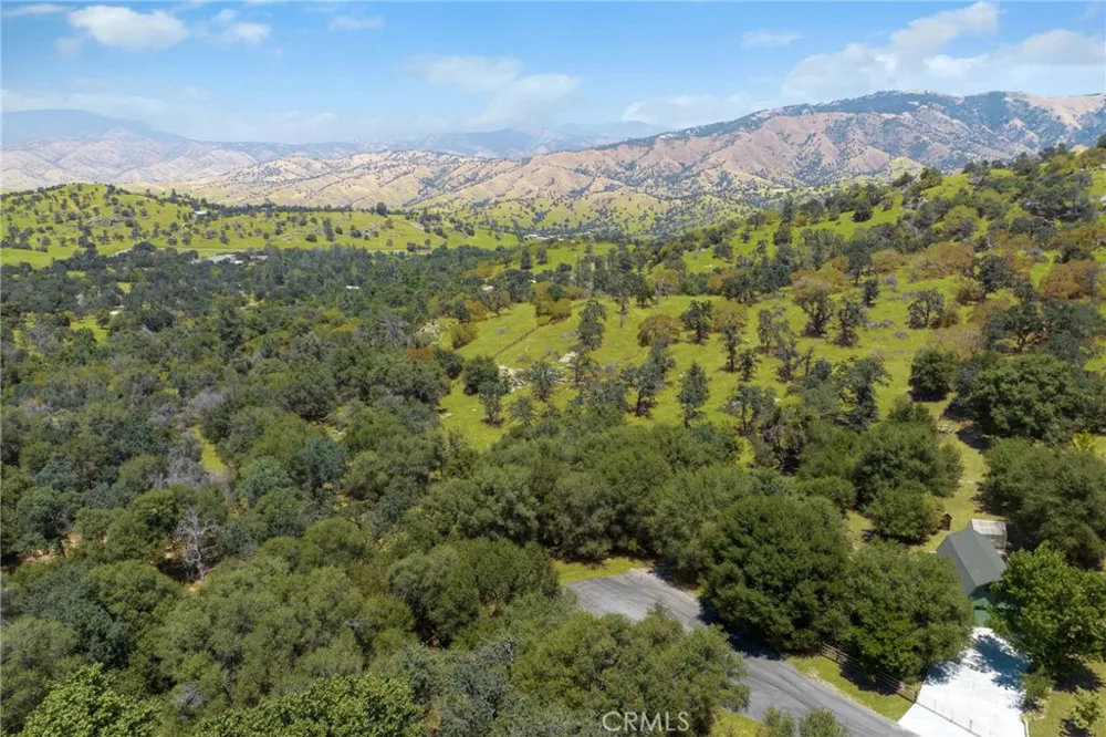1 Kirkham Court Keene, CA 93531