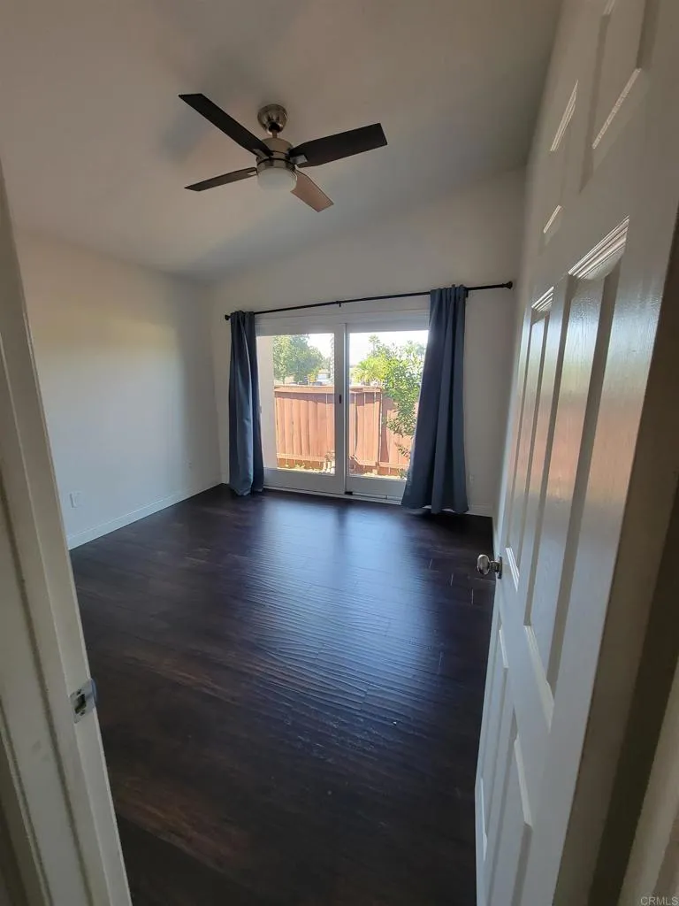 2299 San Remo Circle Vista, CA 92084