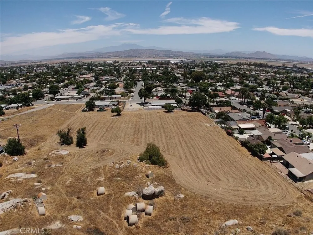 Park Ave Perris, CA 92570