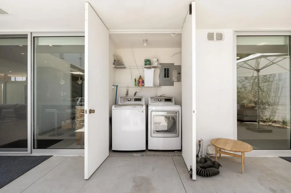 72915 El Paseo #615 Palm Desert, CA 92260