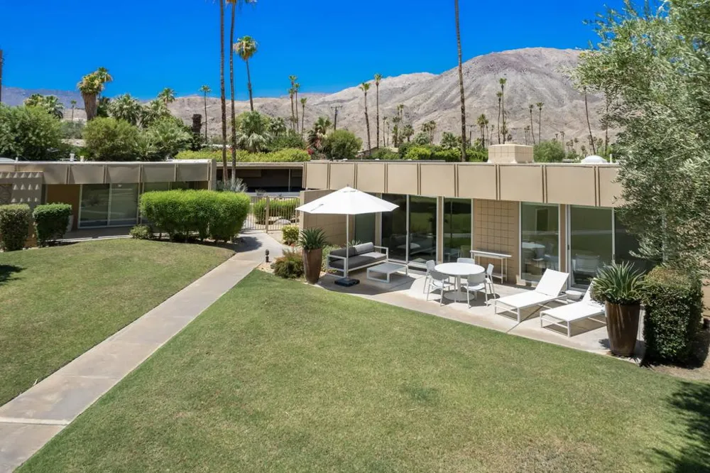 72915 El Paseo #615 Palm Desert, CA 92260