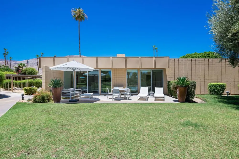 72915 El Paseo #615 Palm Desert, CA 92260