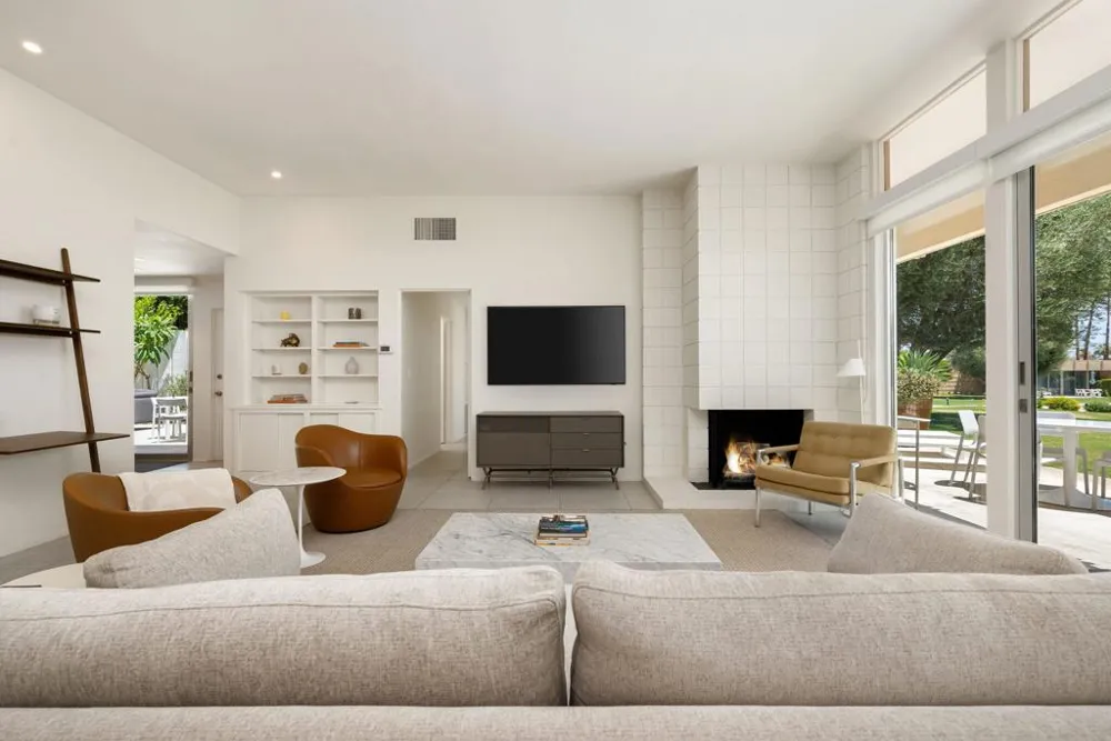 72915 El Paseo #615 Palm Desert, CA 92260