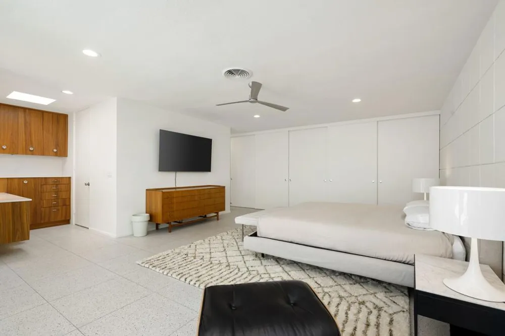 72915 El Paseo #615 Palm Desert, CA 92260