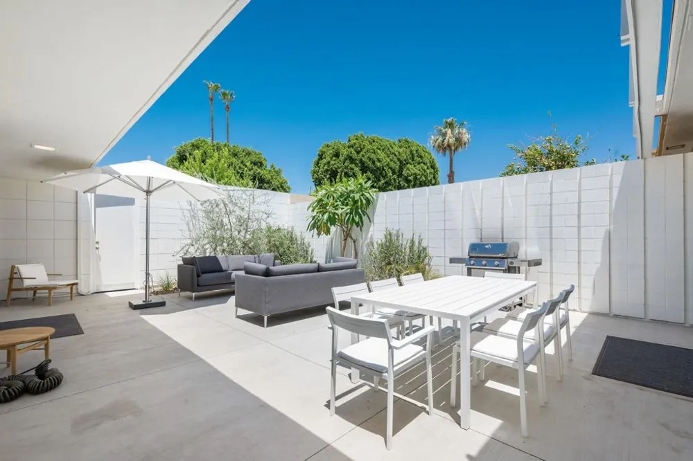 72915 El Paseo #615 Palm Desert, CA 92260