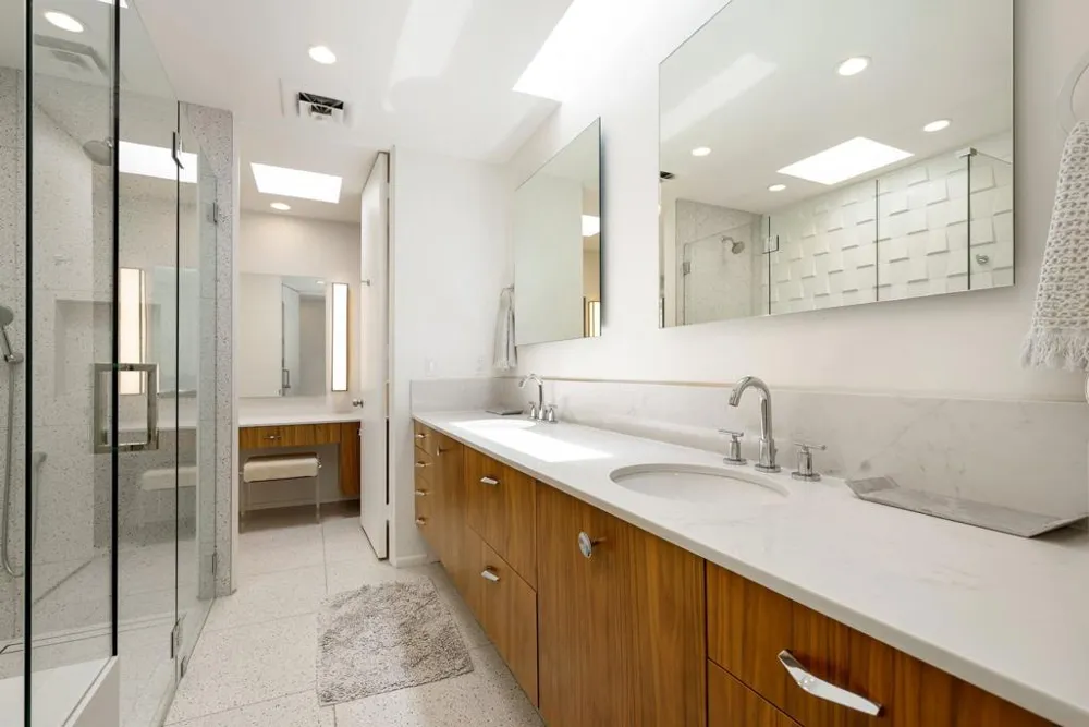72915 El Paseo #615 Palm Desert, CA 92260