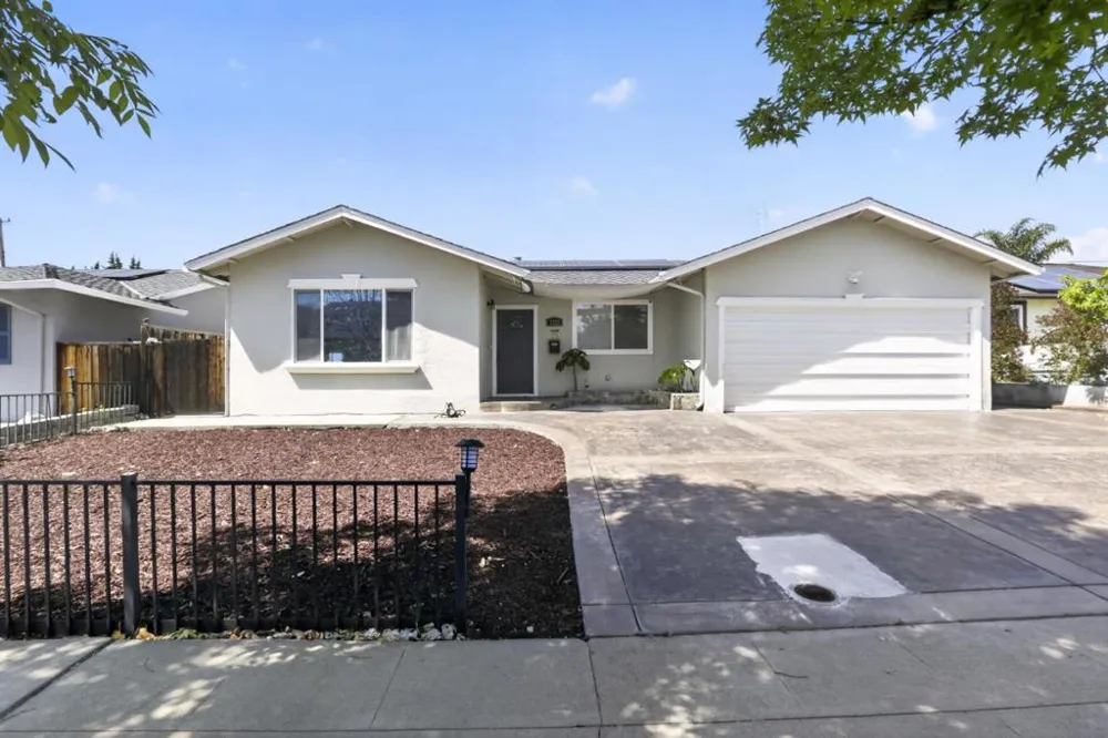 3323 Prado Lane San Jose, CA 95148