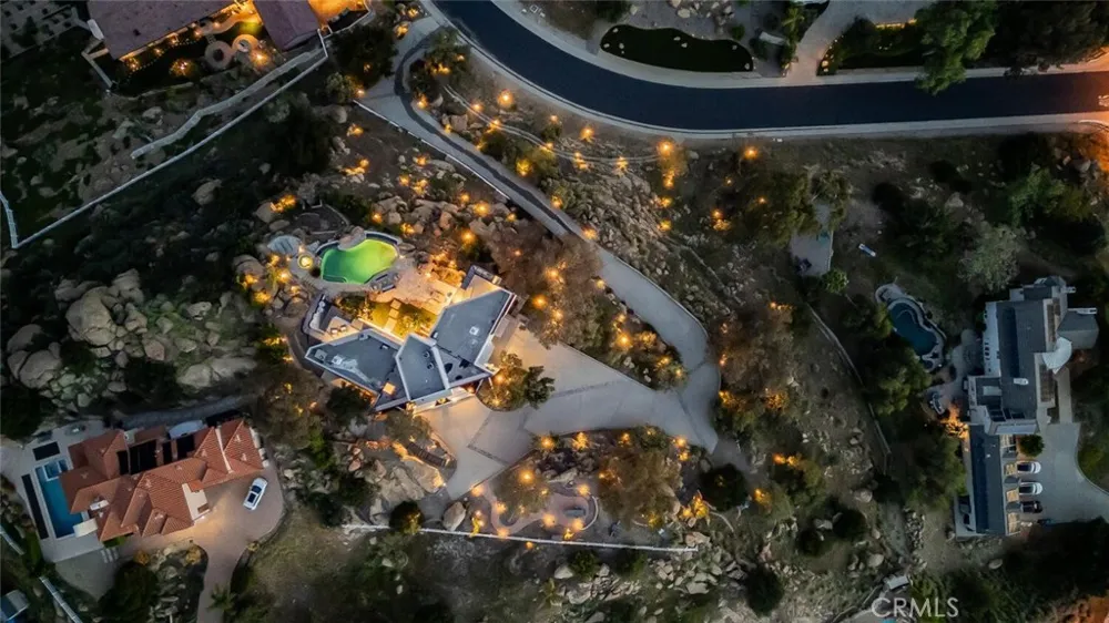 6 Colt Bell Canyon, CA 91307