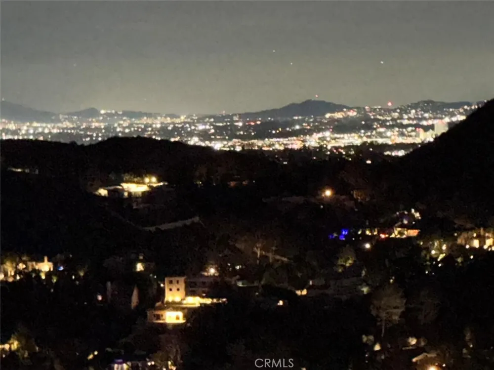 6 Colt Bell Canyon, CA 91307