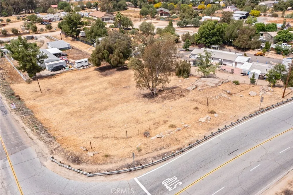 30970 Melvin Menifee, CA 92584
