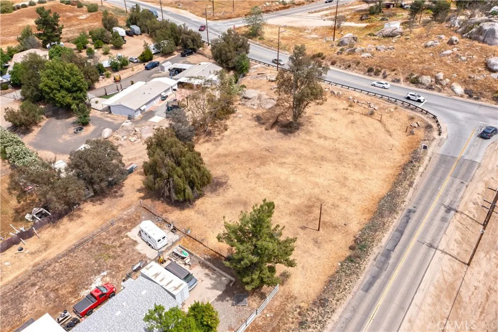 30970 Melvin Menifee, CA 92584