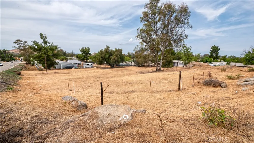 30970 Melvin Menifee, CA 92584