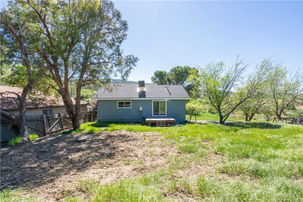 42640 Ranch Club Lake Hughes, CA 93532