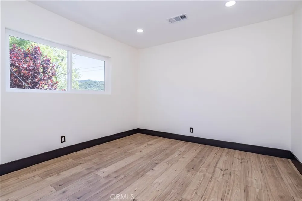 42640 Ranch Club Lake Hughes, CA 93532