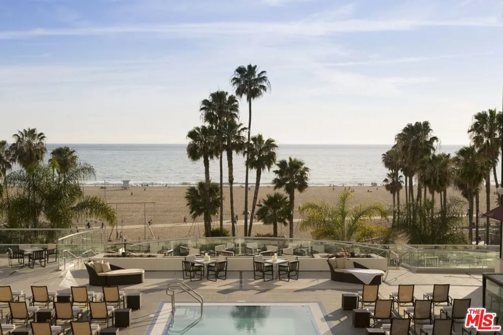 1705 Ocean Avenue #502 Santa Monica, CA 90401