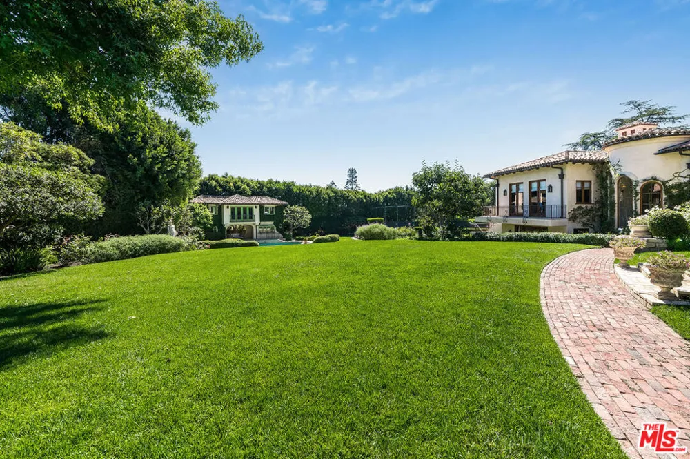 1550 Amalfi Drive Pacific Palisades, CA 90272